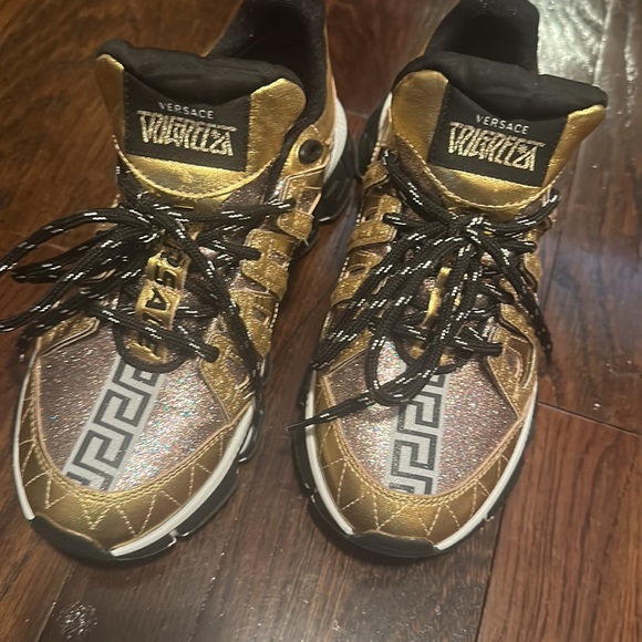 Versace Sneakers - Picture 3 of 8